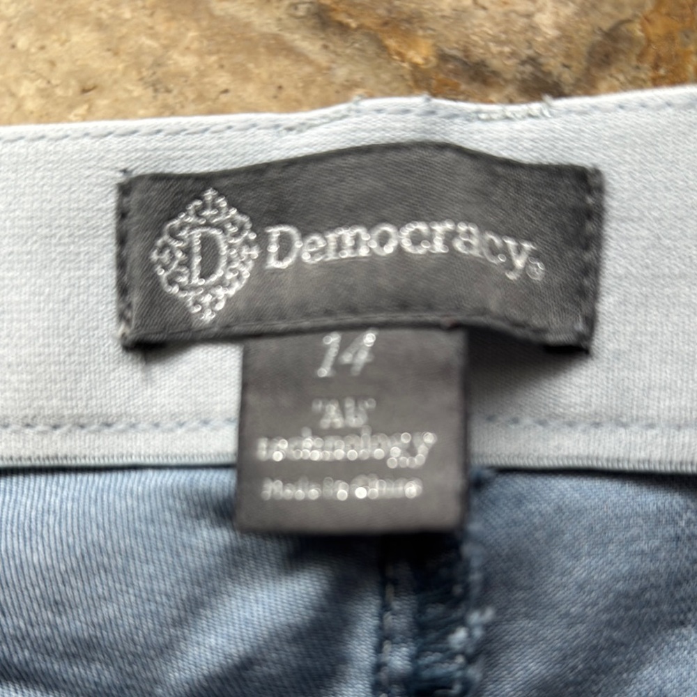 Democracy Women's Straight Leg Jeans - Light Blue